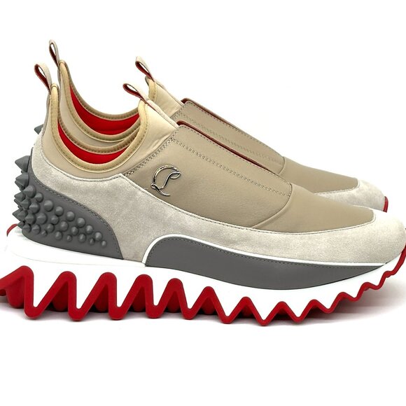 Athletic_Shoes